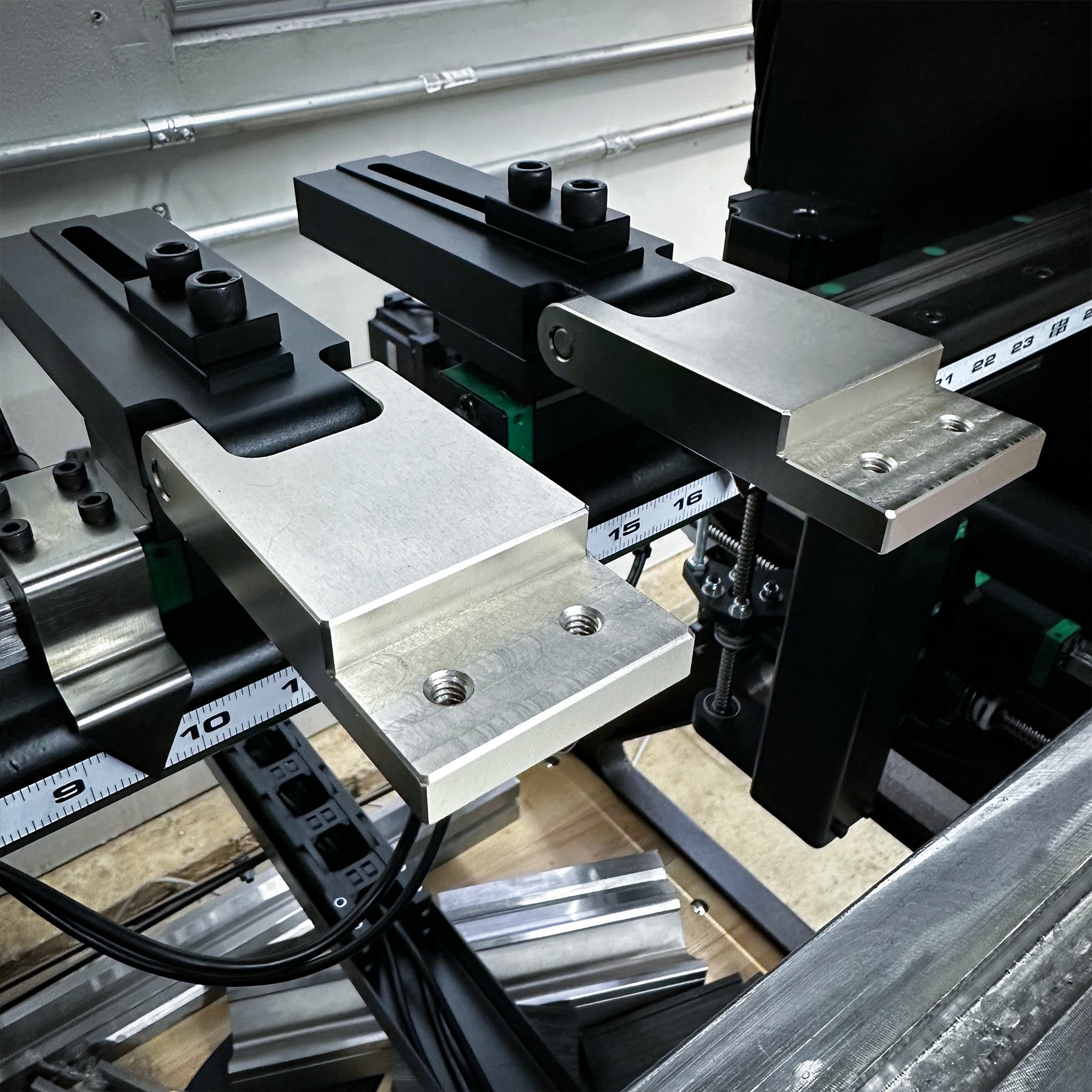Backgage Finger Upgrade – Langmuir Pressbrake Titan 25T