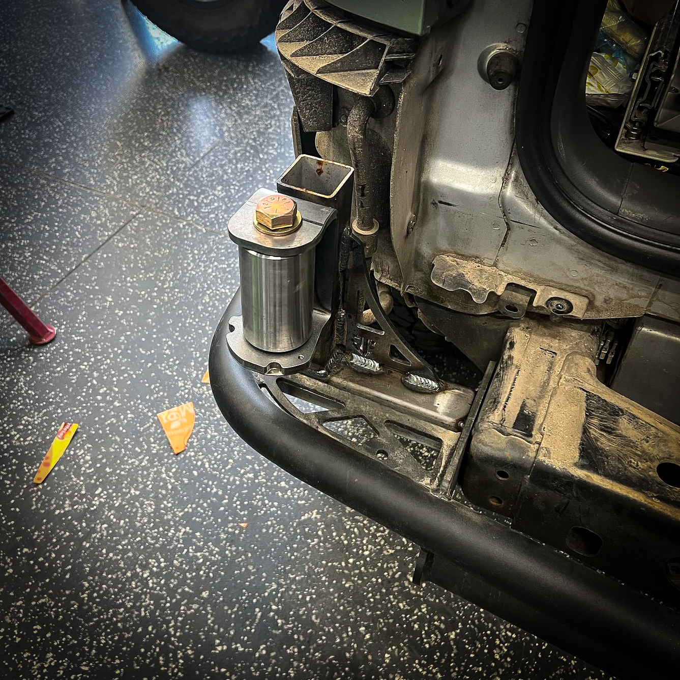 Swing Out Spare Tire Carrier Universal Heavy Duty Hinge Kit Assembly