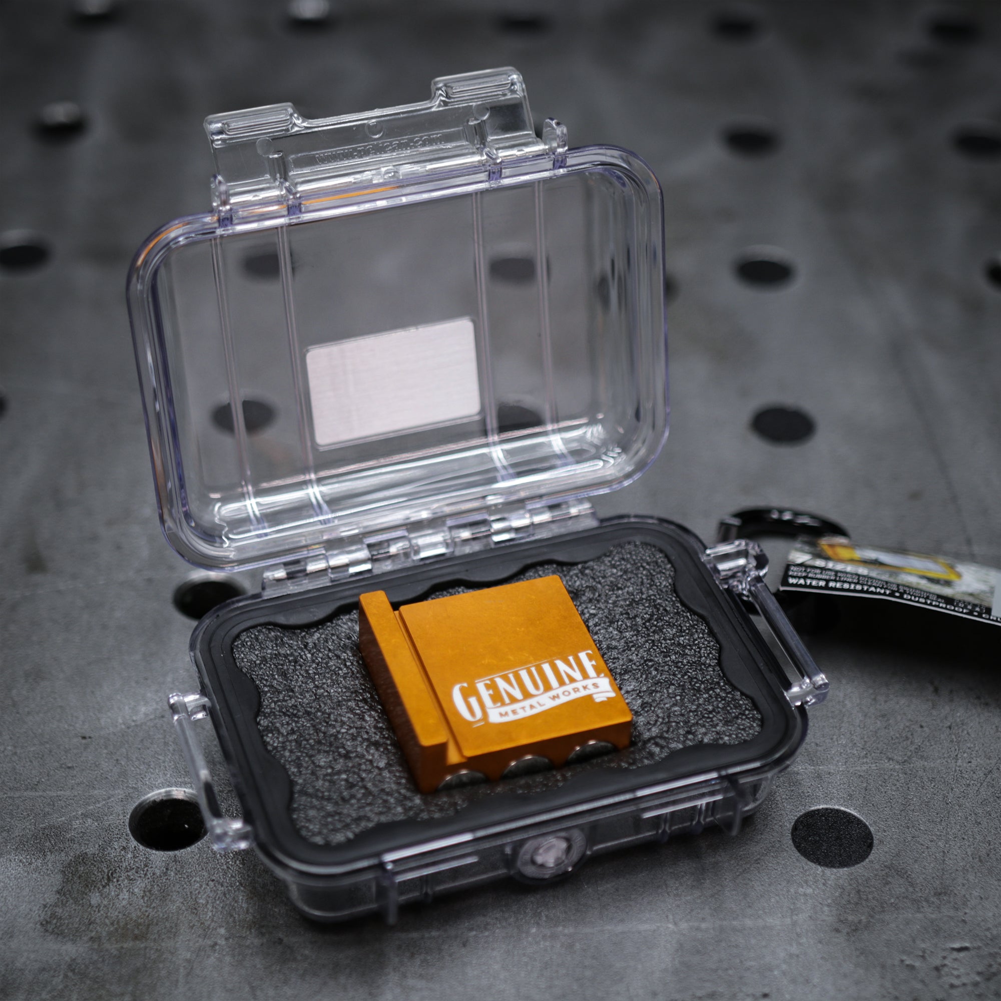 Magnetic squaring arm